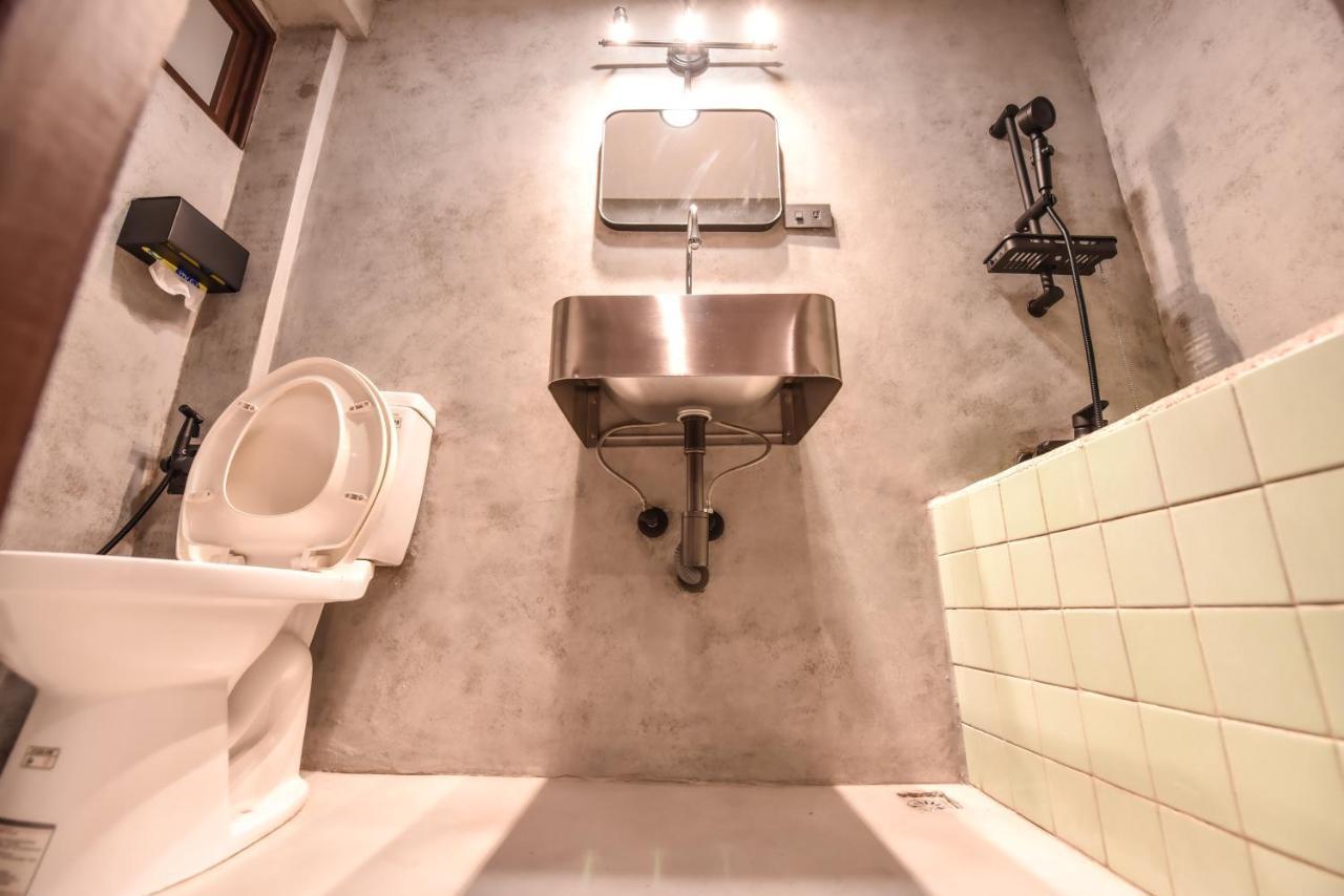 Eryang Homestay Tainan Esterno foto