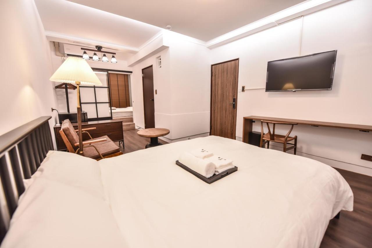Eryang Homestay Tainan Esterno foto