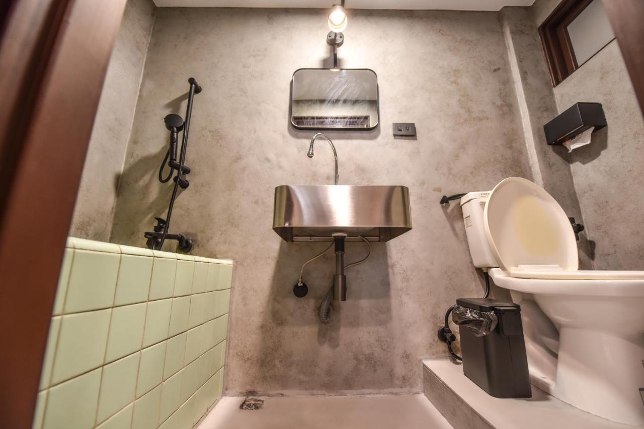 Eryang Homestay Tainan Esterno foto