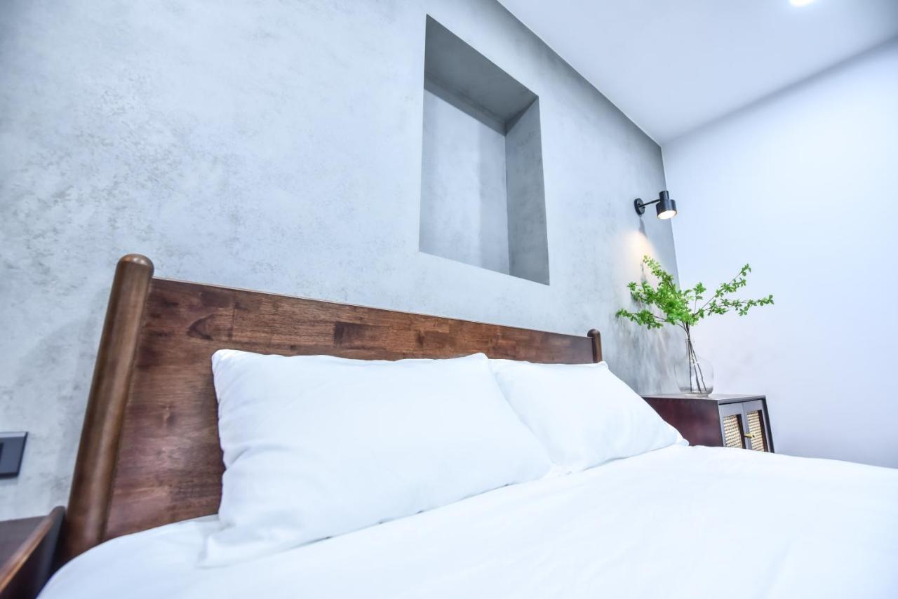 Eryang Homestay Tainan Esterno foto