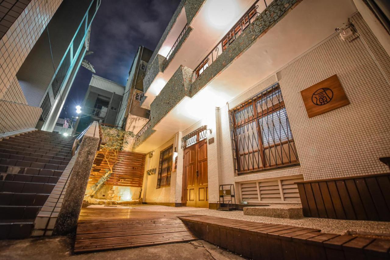 Eryang Homestay Tainan Esterno foto