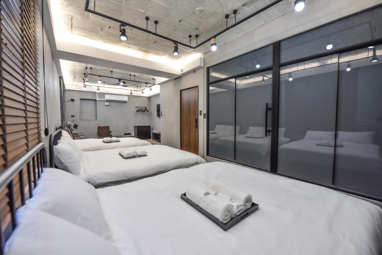 Eryang Homestay Tainan Esterno foto